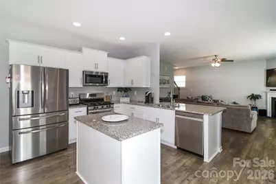 124 Kingsway Drive, Mooresville, NC 28115 - Photo 11