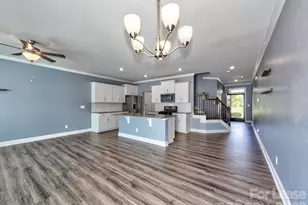 915 Emma Kate Ct, Lake Wylie, SC 29710 - Photo 11