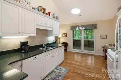 1851 Riverview Court, Hendersonville, NC 28739 - Photo 7