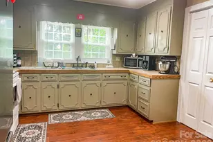 4243 Ralph Patton Rd, Morganton, NC 28655 - Photo 7