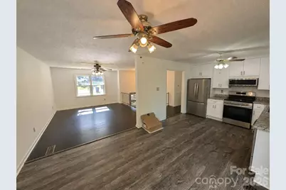 3822 Newhall Drive NW, Conover, NC 28613 - Photo 5