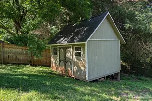 3822 Newhall Dr NW, Conover, NC 28613 - Photo 25