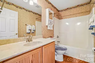 263 Fairway View Dr, Etowah, NC 28729 - Photo 23