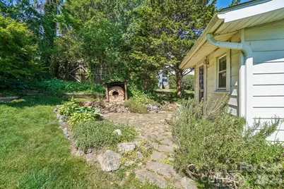 31 Clay Street, Asheville, NC 28806 - Photo 17