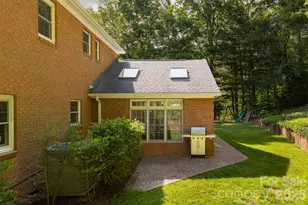 425 Sondley Woods Pl, Asheville, NC 28805 - Photo 41