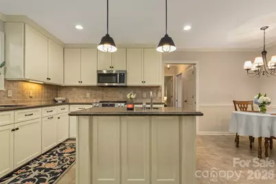 425 Sondley Woods Place, Asheville, NC 28805 - Photo 11