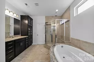 11033 Crane Creek Dr, Charlotte, NC 28278 - Photo 21