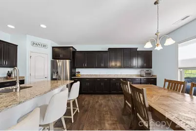 11033 Crane Creek Drive, Charlotte, NC 28278 - Photo 13