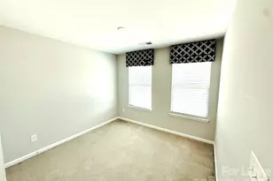 1935 Fleetwood Dr, Charlotte, NC 28208 - Photo 13