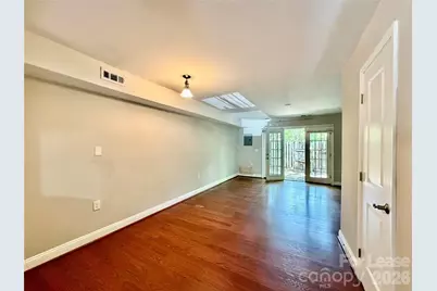 1207 Green Oaks Lane #J, Charlotte, NC 28205 - Photo 9