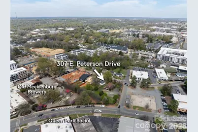 307 E Peterson Drive, Charlotte, NC 28203 - Photo 21