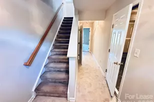 940 Tiger Ln, Charlotte, NC 28262 - Photo 17