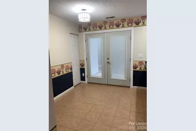 5745 Prescott Court, Charlotte, NC 28269 - Photo 5