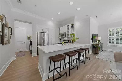 2946 Selwyn Avenue #112, Charlotte, NC 28209 - Photo 9