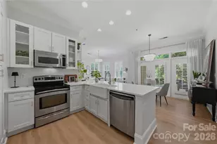 2946 Selwyn Ave, Charlotte, NC 28209 - Photo 7