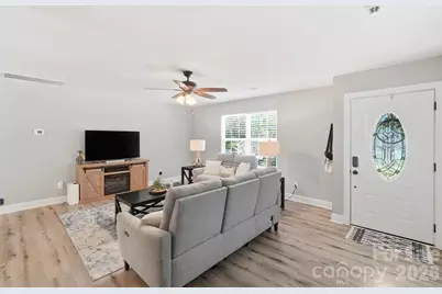 1217 Belmont Circle Drive, Lancaster, SC 29720 - Photo 9
