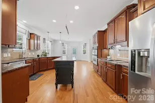 1245 34th Ave NE, Hickory, NC 28601 - Photo 13