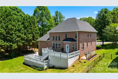 1245 34th Avenue NE, Hickory, NC 28601 - Photo 45