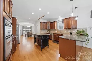 1245 34th Ave NE, Hickory, NC 28601 - Photo 11