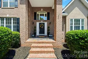 1245 34th Ave NE, Hickory, NC 28601 - Photo 5