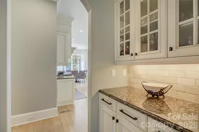 16946 Ashton Oaks Drive, Charlotte, NC 28278 - Photo 9