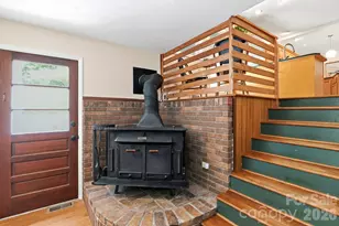 7 Woodbury Rd, Asheville, NC 28804 - Photo 15