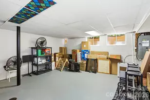 7 Woodbury Rd, Asheville, NC 28804 - Photo 33