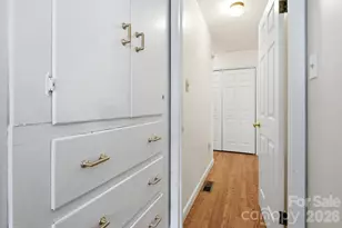 7 Woodbury Rd, Asheville, NC 28804 - Photo 23