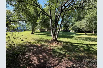 3070 W Main Street, Claremont, NC 28610 - Photo 9