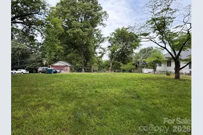 3070 W Main Street, Claremont, NC 28610 - Photo 5