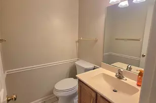 687 A Carlton Dr, Gastonia, NC 28054 - Photo 35
