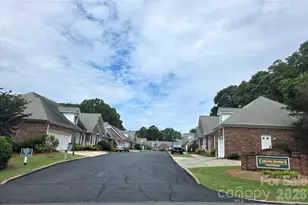 687 A Carlton Dr, Gastonia, NC 28054 - Photo 5
