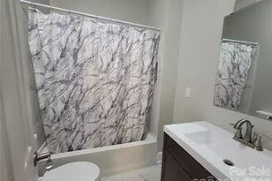 409 N 12th St, Bessemer City, NC 28016 - Photo 11