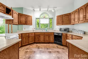 385 Park St, Columbus, NC 28722 - Photo 13