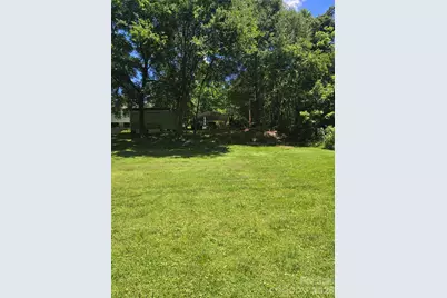 156 S Caldwell Avenue, Newton, NC 28658 - Photo 11