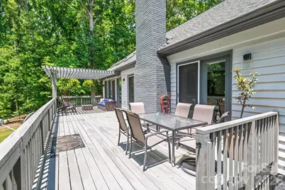 9131 N Pine Hill Lane, Charlotte, NC 28215 - Photo 41