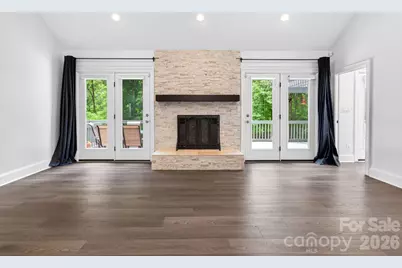 9131 N Pine Hill Lane, Charlotte, NC 28215 - Photo 17