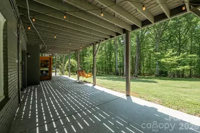 9131 N Pine Hill Lane, Charlotte, NC 28215 - Photo 33
