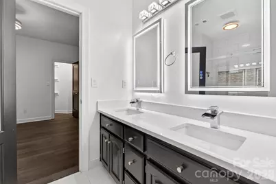 9131 N Pine Hill Lane, Charlotte, NC 28215 - Photo 29
