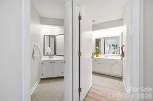 2500 Stradbrook Dr, Charlotte, NC 28210 - Photo 11