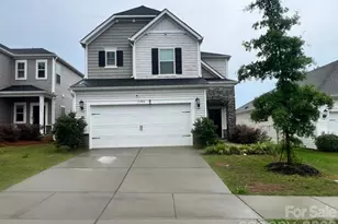 11908 Red Leaf Dr, Charlotte, NC 28215 - Photo 1
