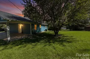 84 E Hunt Dr, Nebo, NC 28761 - Photo 3