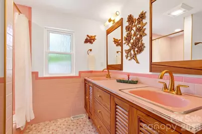 219 Flat Creek Road, Black Mountain, NC 28711 - Photo 17