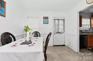 3314 Valerie Dr, Charlotte, NC 28216 - Photo 11