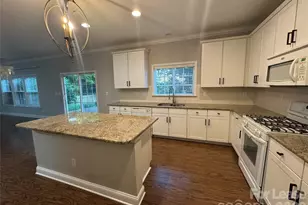 10921 Rousay Rd, Charlotte, NC 28278 - Photo 3