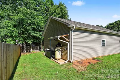 2720 Hill Top Drive, Salisbury, NC 28147 - Photo 7