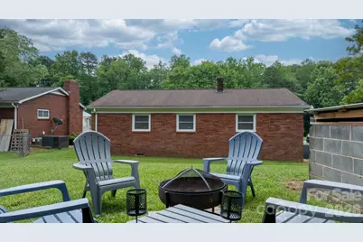 1423 16th Avenue NE, Hickory, NC 28601 - Photo 13