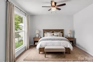 7031 Stonington Ln, Charlotte, NC 28227 - Photo 5