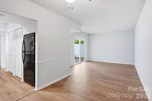 7031 Stonington Ln, Charlotte, NC 28227 - Photo 7