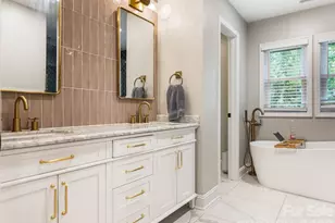 6801 Rollingridge Dr, Charlotte, NC 28211 - Photo 19